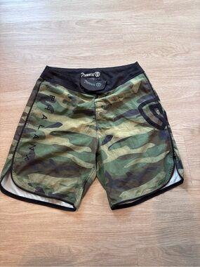 Phalanx Shorts Mens 32 (Fits 30) Green Camo MMA Grappling Gym BJJ Stretch Active